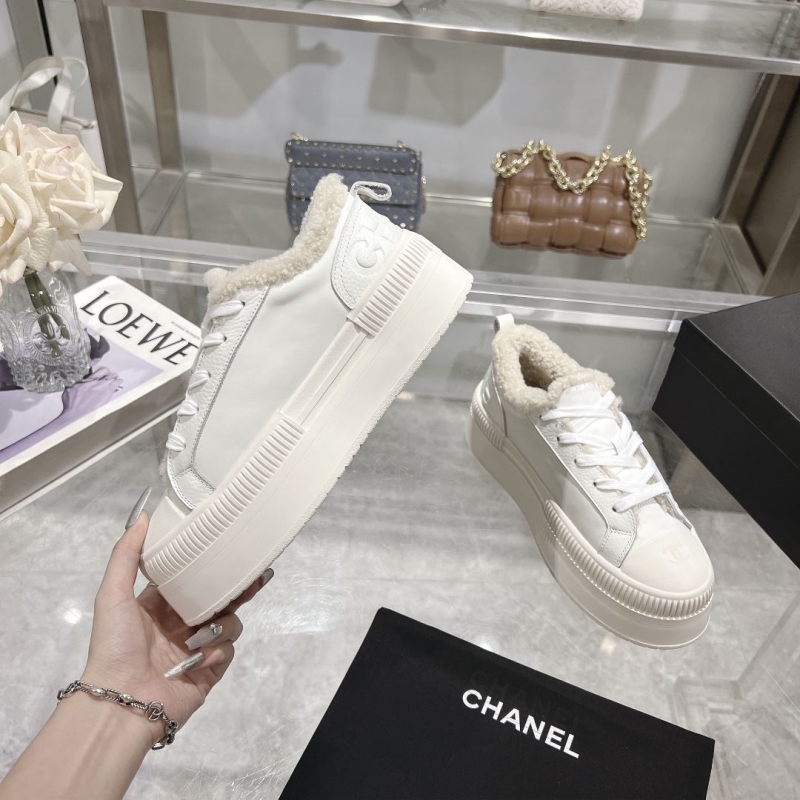Ch**el sport shoes